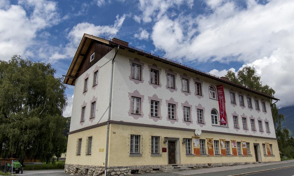 Fit Und Fun Sportherberge Kotschach-Mauthen Exteriör bild