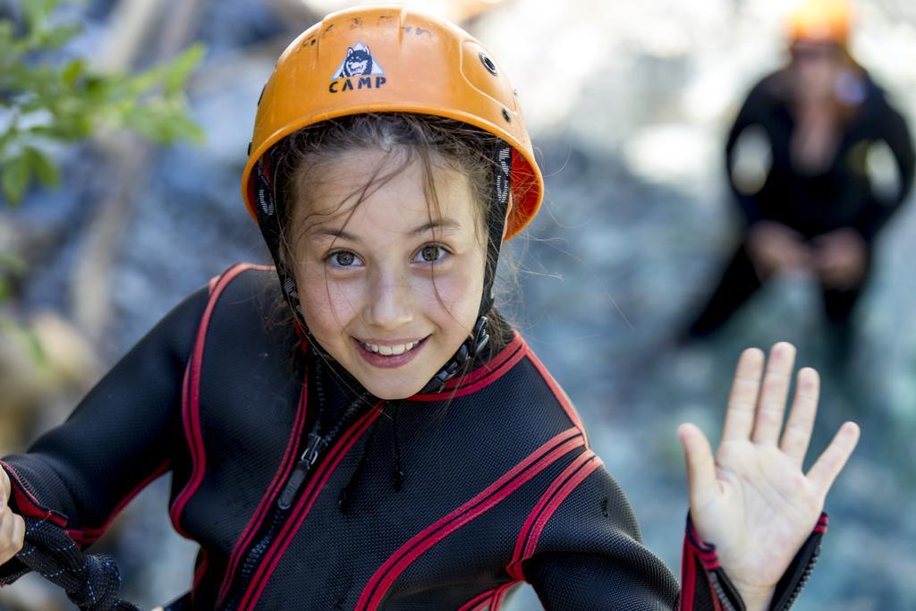 Fit Und Fun Sportherberge Kotschach-Mauthen Exteriör bild
