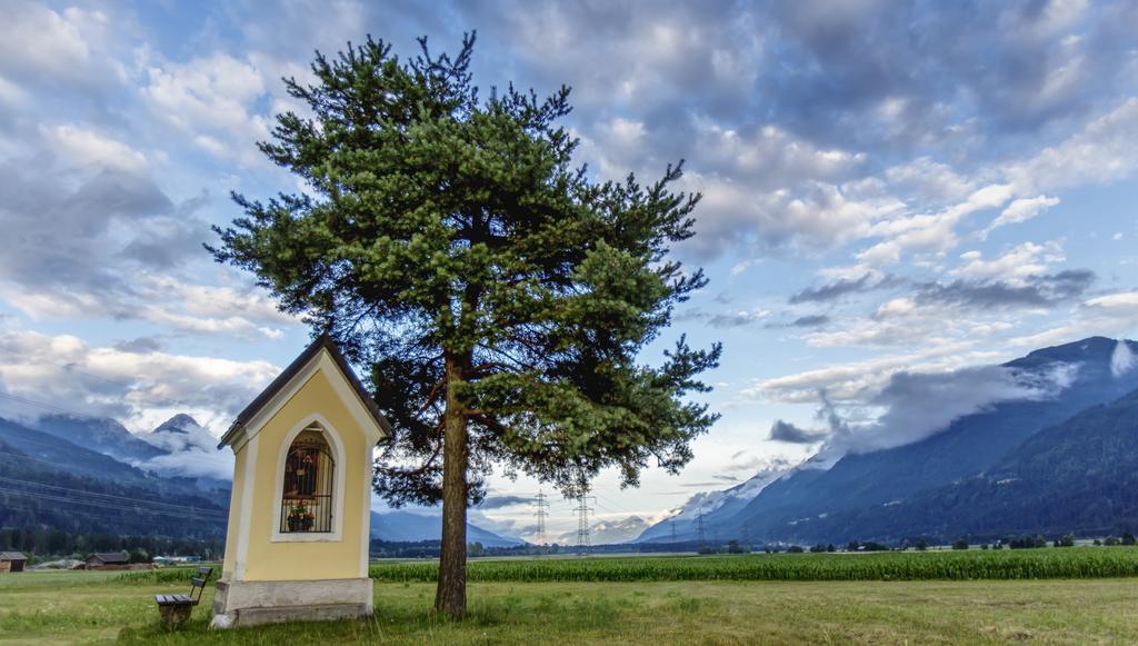 Fit Und Fun Sportherberge Kotschach-Mauthen Exteriör bild